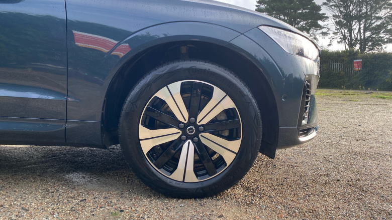 Volvo XC60 2.0 T6 [350] RC PHEV Plus Dark 5dr AWD Geartronic Estate